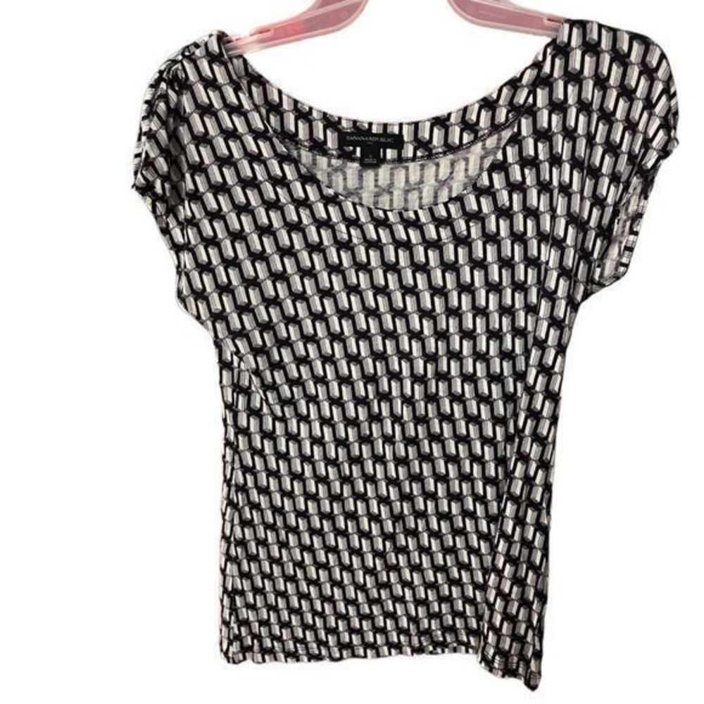 Banana Republic women’s short sleeve top size small
